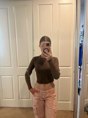 Chocolate Ribbed Long-Sleeve Cropped Top